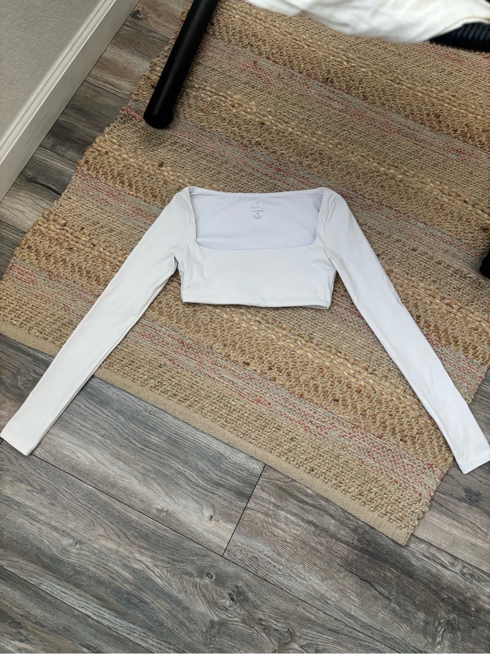 White Long Sleeve Square Neck Crop Top - Women - Picture 2 of 5
